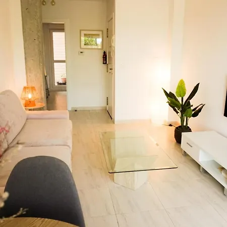 Bajo Con Jardines Cerca De La Playa Apartment Miengo